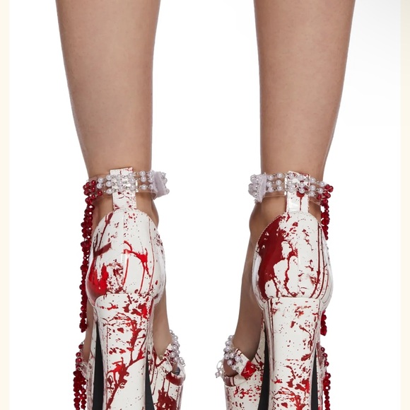 Elegant Red Beaded Women's Heels - Picture 5 of 7